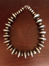 Load image into Gallery viewer, Navajo Pearl Necklace
