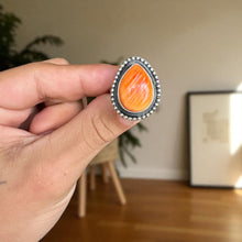 Load image into Gallery viewer, Spiny Oyster Ring
