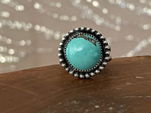 Load image into Gallery viewer, Natural Round Turquoise Ring sz 8
